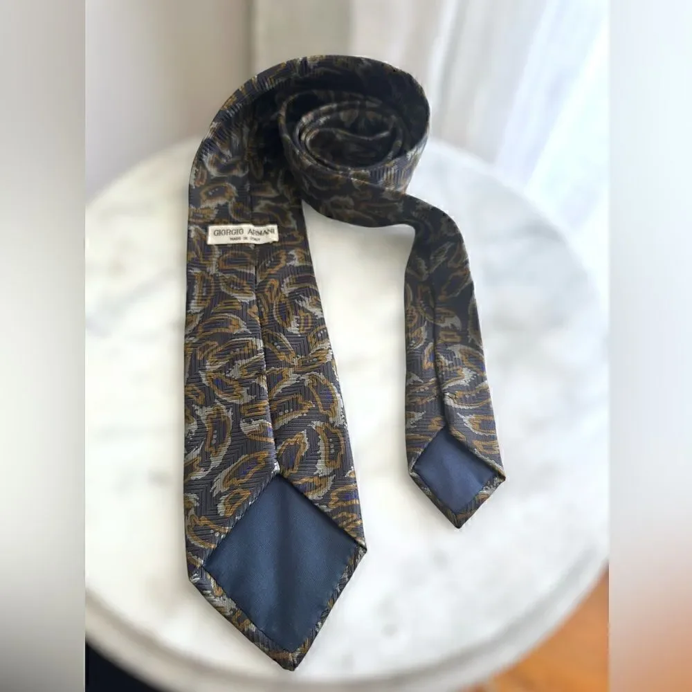 Giorgio Armani mens dark blue geometric print neck tie